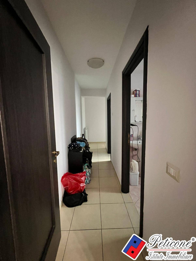 APPARTAMENTO IN ESCLUSIVA con MAGAZZINO e ASCENSORE