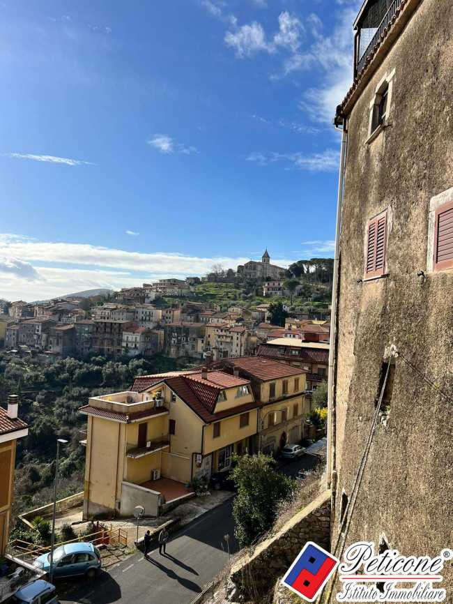 APPARTAMENTO INDIPENDENTE con CANTINA