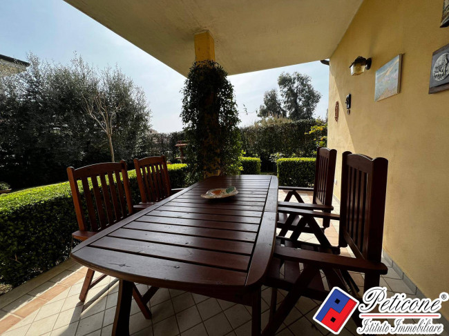 VILLINO ANGOLARE A 1.5 KM DAL MARE