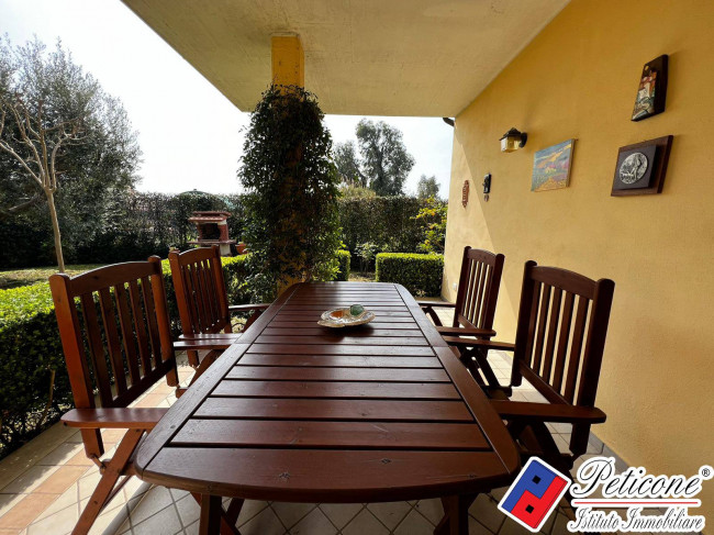 VILLINO ANGOLARE A 1.5 KM DAL MARE