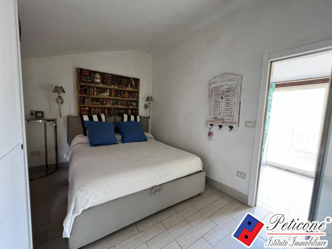 SOLUZIONE INDIPENDENTE su DUE LIVELLI, con TERRAZZO PANORAMICO