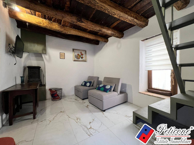 APPARTAMENTO INDIPENDENTE SU DUE LIVELLI