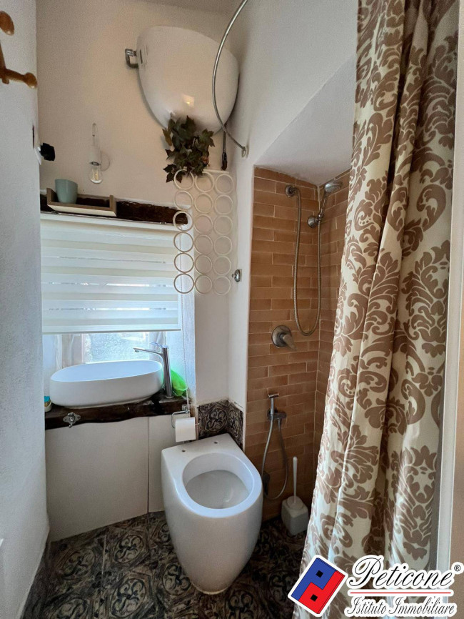 APPARTAMENTO INDIPENDENTE SU DUE LIVELLI