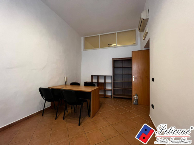 STANZA USO UFFICIO CORSO APPIO CLAUDIO