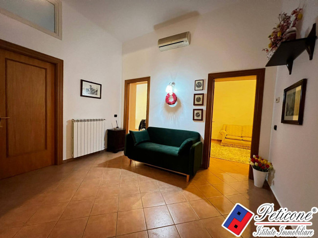 STANZA USO UFFICIO CORSO APPIO CLAUDIO