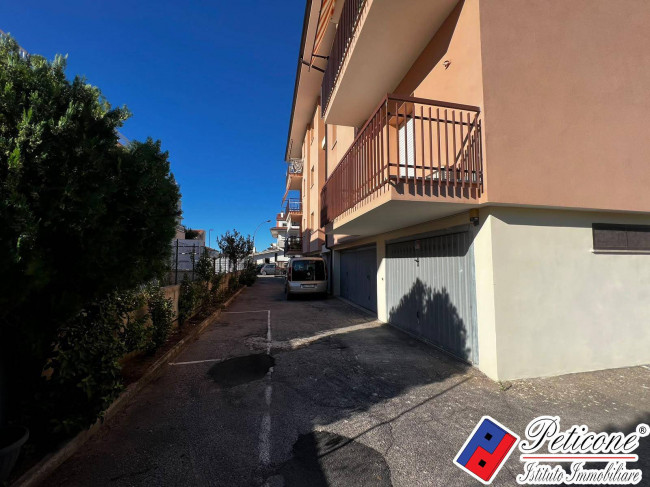 APPARTAMENTO 1°PIANO con POSTO AUTO, MAGAZZINO e ASCENSORE