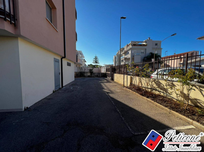APPARTAMENTO 1°PIANO con POSTO AUTO, MAGAZZINO e ASCENSORE