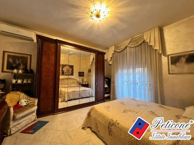 APPARTAMENTO 1°PIANO CON GARAGE- ZONA LICEO CLASSICO