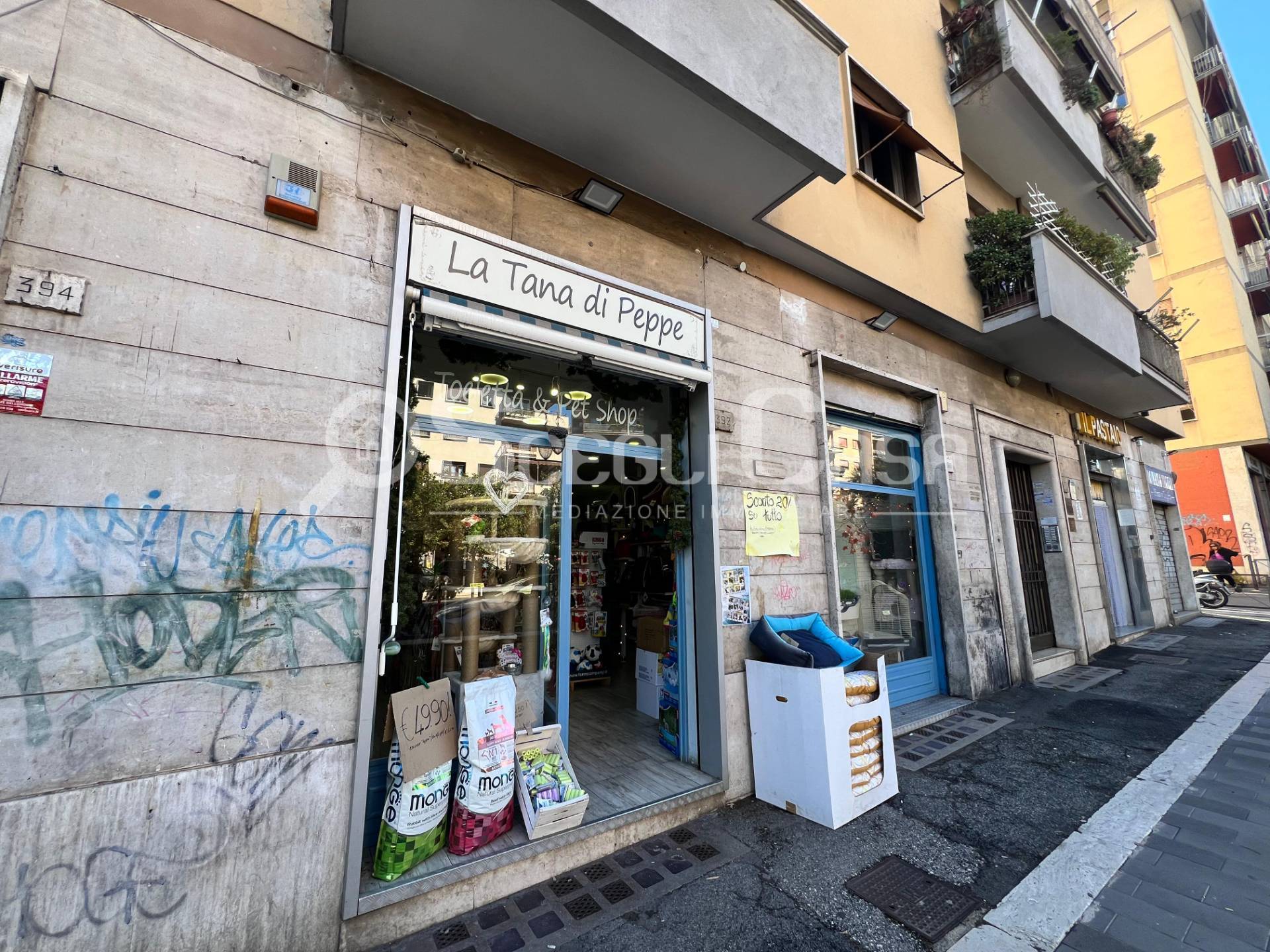 Attività commerciale in vendita a Appio Claudio, Roma (RM)