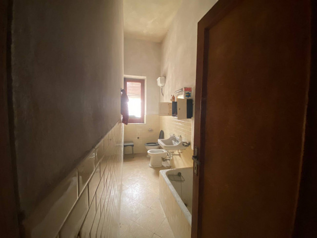 Stabile/Palazzo in vendita