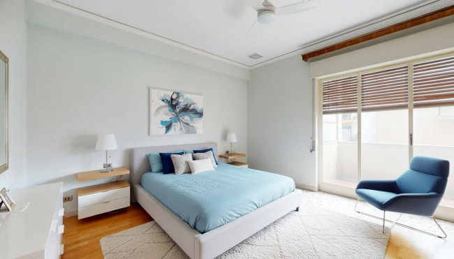 >5 locali in vendita