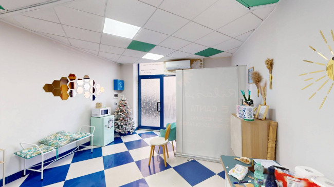 Locale commerciale in affitto