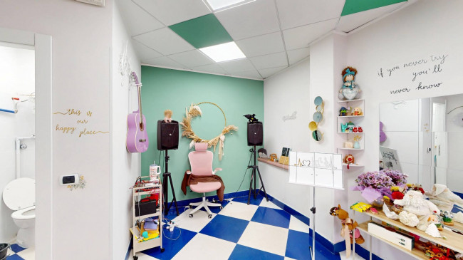 Locale commerciale in affitto