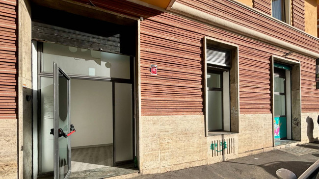 Locale commerciale in affitto