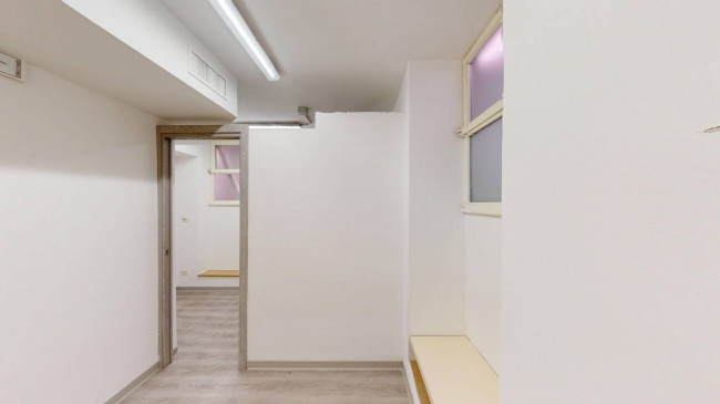 Locale commerciale in affitto