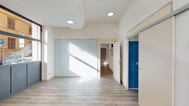 Locale commerciale in affitto