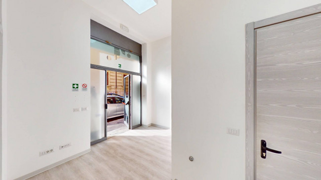 Locale commerciale in affitto