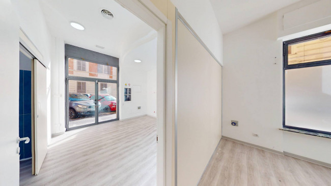 Locale commerciale in affitto