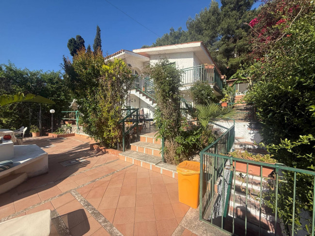 Villa in vendita