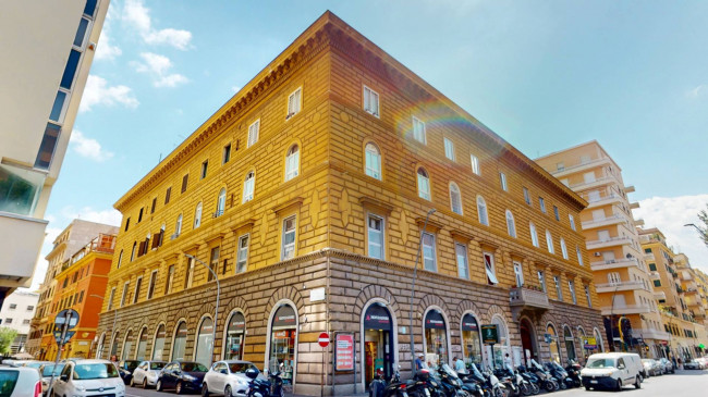 Locale commerciale in affitto