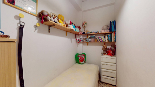 >5 locali in vendita