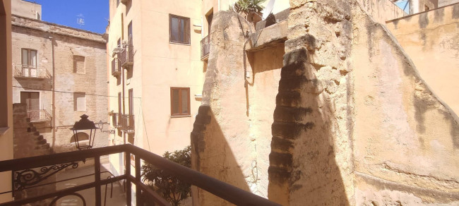 Stabile/Palazzo in vendita