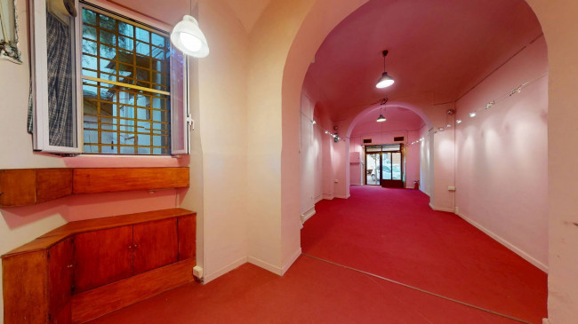 Locale commerciale in affitto