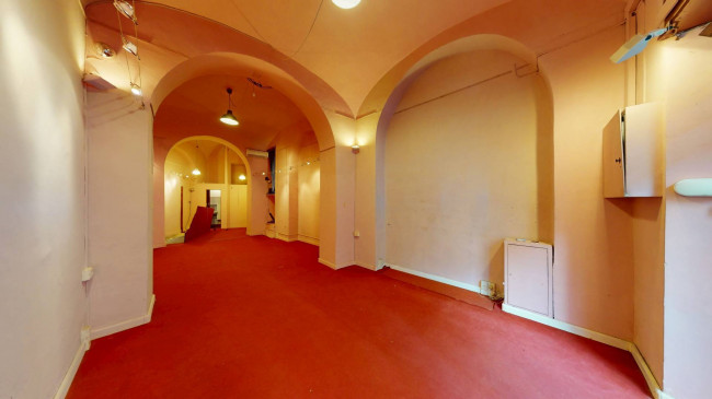 Locale commerciale in affitto