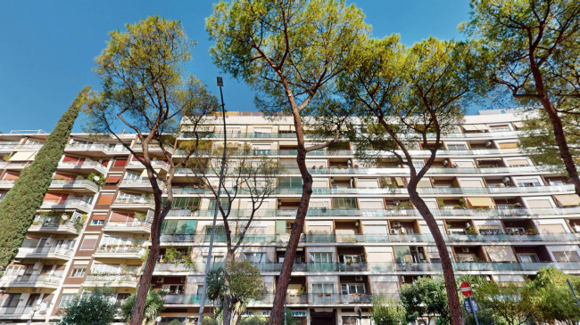 Locale commerciale in vendita
