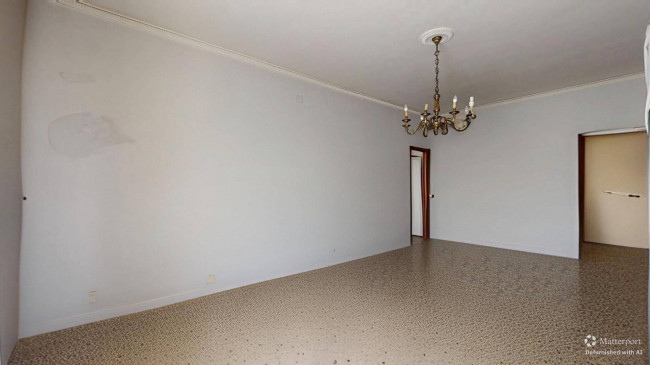 >5 locali in vendita