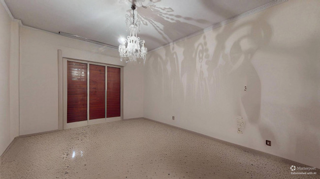 >5 locali in vendita