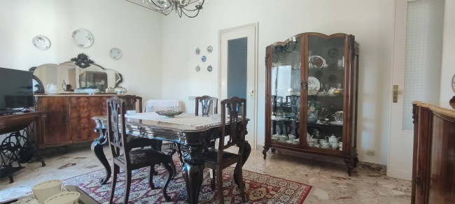 Appartamento in vendita