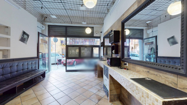 Locale commerciale in affitto