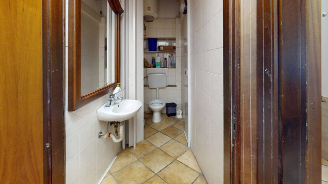 Locale commerciale in affitto