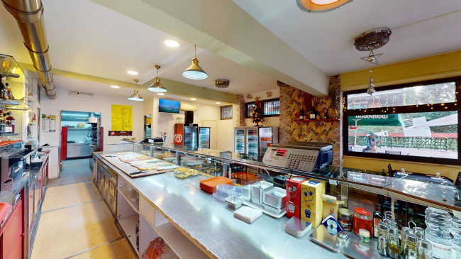 Attività commerciale in vendita