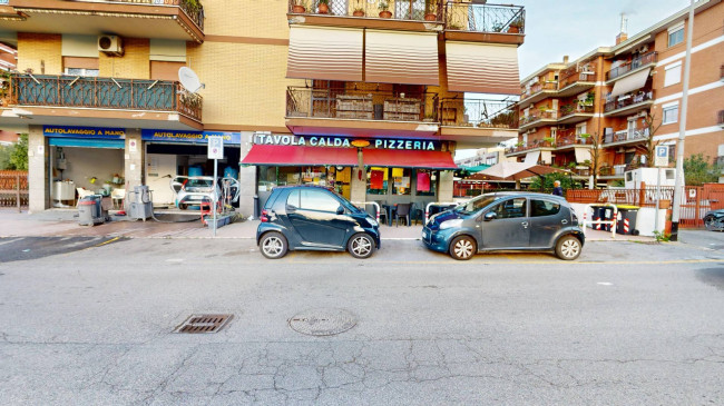 Attività commerciale in vendita