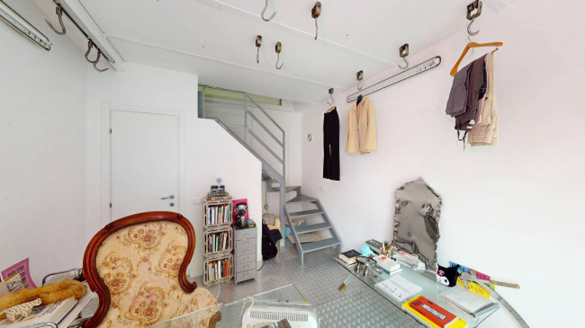 Locale commerciale in affitto