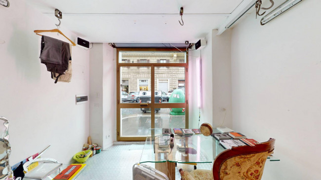 Locale commerciale in affitto