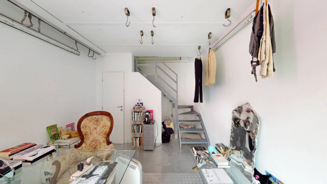 Locale commerciale in affitto