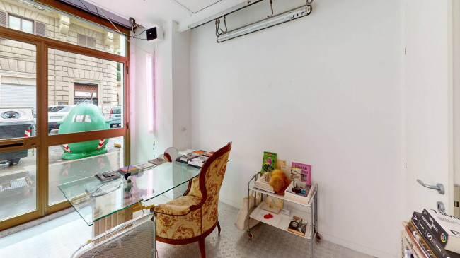 Locale commerciale in affitto