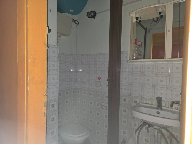 Locale commerciale in vendita