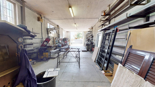 Locale commerciale in affitto