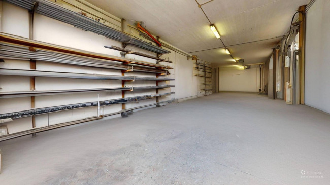 Locale commerciale in affitto