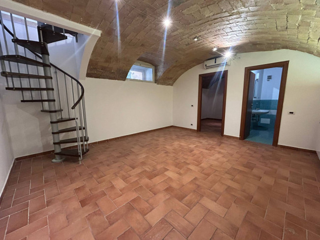 Trilocale in vendita