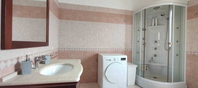 Appartamento in vendita