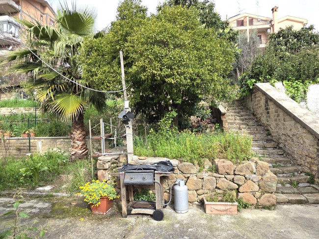 Trilocale in vendita