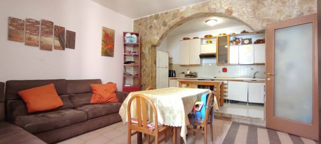 Trilocale in vendita