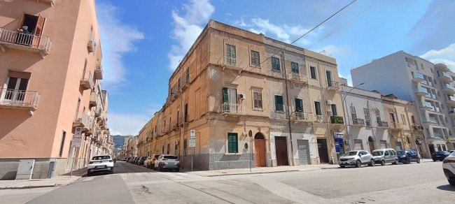 Trilocale in vendita