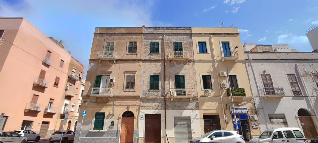 Trilocale in vendita