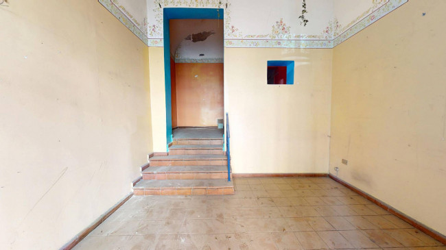 Locale commerciale in vendita